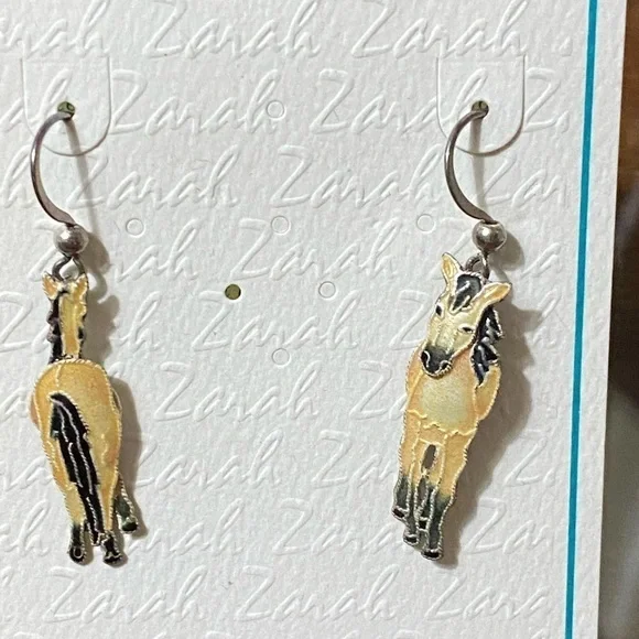 Horse Earrings - Picture 5 of 8